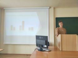 img-31078d3d449871db3e46194de5ef08f2-v