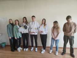 img-57a262fb8687dc865e768c93db5427a4-v