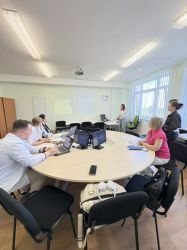 img-4a78e281bda715007f16e08f4c9b3c0c-v